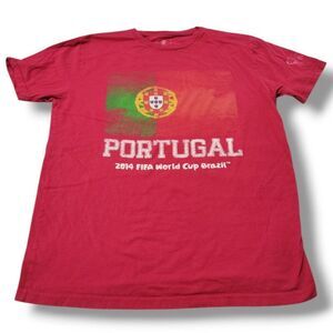 2014 FIFA World Cup Brazil T-Shirt Size Medium Portugal Soccer Team Graphic Tee